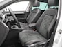 Volkswagen Passat 1.4 TSI PHEV GTE Business Panorama schuifdak - LED - Navigatie - Camera - ACC- Ergo-comfort bestuurdersstoel - Stoelverwarming - Park Assist