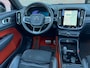 Volvo XC40 Recharge P8 AWD R-Design SOH 90% | Pano | Navi | Camera