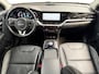 Kia Niro EV e-Niro ExecutiveLine 64 kWh I SOH 100% I Leder I Schuifdak I Adaptive Cruise