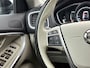 Volvo V40 Cross Country 1.5 T3 Momentum