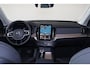 Volvo XC90 T8 Recharge AWD Plus Dark - IntelliSafe Assist & Surround - 360º Camera - Harman Kardon audio - Verwarmde voorstoelen, stuur & achterbank - Parkeersensoren voor & achter - Elektr. bedienb. voorstoelen met geheugen - Draadloze tel. lader - Extra getint glas - Verwarmbare voorruit - 21' LMV