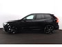 Volvo XC60 T6 Recharge AWD Plus Black Edition - Panorama/schuifdak - Luchtvering - IntelliSafe Assist & Surround - 360º Camera - Harman Kardon audio - Adaptieve LED koplampen - Verwarmde voorstoelen, stuur & achterbank - Parkeersensoren voor & achter - Elektr. bedienb. voorstoelen met geheugen - Draadloze tel. lader - Extra getint glas - Inklapbare trekhaak - 21' LMV