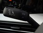Volkswagen Golf Life Edition eHybrid | 'App-Connect' draadloze smartphone integratie | Achterbank in ongelijke delen neerklapbaar incl. middenarmsteun en doorlaadmogelijkheid | Afstandscontrolesysteem (Front Assist)
