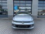 Volkswagen Golf Life Edition eHybrid | 'App-Connect' draadloze smartphone integratie | Achterbank in ongelijke delen neerklapbaar incl. middenarmsteun en doorlaadmogelijkheid | Afstandscontrolesysteem (Front Assist)