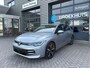 Volkswagen Golf Life Edition eHybrid | 'App-Connect' draadloze smartphone integratie | Achterbank in ongelijke delen neerklapbaar incl. middenarmsteun en doorlaadmogelijkheid | Afstandscontrolesysteem (Front Assist)