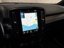 Volvo XC40 1.5 T4 Recharge R-Design 211Pk Automaat (APPLE CARPLAY, GROOT NAVI, STUUR/STOELVERWARMING, LEDER, CAMERA, SPORTSTOELEN, GETINT GLAS, ELEK ACHTERKLEP, NIEUWSTAAT)