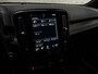 Volvo XC40 1.5 T4 Recharge R-Design 211Pk Automaat (APPLE CARPLAY, GROOT NAVI, STUUR/STOELVERWARMING, LEDER, CAMERA, SPORTSTOELEN, GETINT GLAS, ELEK ACHTERKLEP, NIEUWSTAAT)
