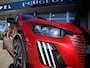 Peugeot 208 GT HYBRID 145pk e-DCS6 automaat, Rijklaarprijs, Camera voor en achter Adaptieve cruise control Keyless