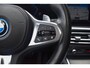 BMW 3-Serie Touring 320e M-Sport Pro Pano Trekhaak Leder Elc Stoelen