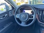 Volvo XC60 2.0 T8 Plug-in hybrid AWD Ultimate Bright 455pk Luchtvering / Trekhaak / Bowers Wilkins Audio