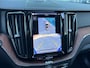 Volvo XC60 2.0 T8 Plug-in hybrid AWD Ultimate Bright 455pk Luchtvering / Trekhaak / Bowers Wilkins Audio