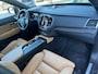 Volvo XC90 2.0 T8 Recharge AWD Ultimate Bright 455pk Luchtvering / Massage Stoelen / Stoelventilatie