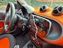 smart Fortwo Joy Special Edition !!! BRABUS !!! twee kleur combi Zwart/wit Orange 1.0 Joy Edition