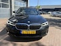 BMW 5-Serie Touring 520i High Executive | Pano | Leder |  04-2021 98.473 KM