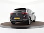 Volkswagen T-Roc 1.5 TSI 150pk DSG R-Line Sport · Camera · Panoramadak · Apple/Android Car Play · Alarm · Trekhaak · 18'' Inch ·