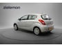 Hyundai i20 1.2i DynamicVersion - Airco, Nieuwe APK!