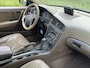 Volvo XC70 2X ) CROSS COUNTRY AUT 2.4 T LEDER
