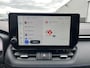 Toyota RAV4 2.5 Hybrid AWD Bi-tone Trekhaak, navigatie Apple CarPlay/Android Auto, parkeersensoren v&a, stoelverwarming, stuurverwarming, elektr. achterklep
