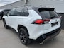 Toyota RAV4 2.5 Hybrid AWD Bi-tone Trekhaak, navigatie Apple CarPlay/Android Auto, parkeersensoren v&a, stoelverwarming, stuurverwarming, elektr. achterklep