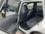 Toyota RAV4 2.5 Hybrid AWD Bi-tone Trekhaak, navigatie Apple CarPlay/Android Auto, parkeersensoren v&a, stoelverwarming, stuurverwarming, elektr. achterklep