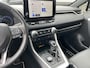 Toyota RAV4 2.5 Hybrid AWD Bi-tone Trekhaak, navigatie Apple CarPlay/Android Auto, parkeersensoren v&a, stoelverwarming, stuurverwarming, elektr. achterklep