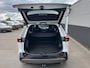 Toyota RAV4 2.5 Hybrid AWD Bi-tone Trekhaak, navigatie Apple CarPlay/Android Auto, parkeersensoren v&a, stoelverwarming, stuurverwarming, elektr. achterklep