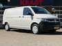 Volkswagen Transporter 2.0 TDI L2H1 150PK!|DSG Automaat|cruise control|airco|achteruitrijcamera|apple carplay|drie zitplaatsen