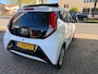 Toyota Aygo 1.0 VVT-i x-play cabrio 12.778 km, nieuwstaat , dealer onderhouden, airco, cruise, elec pakket camera, 1e eigenaar