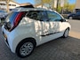 Toyota Aygo 1.0 VVT-i x-play cabrio 12.778 km, nieuwstaat , dealer onderhouden, airco, cruise, elec pakket camera, 1e eigenaar