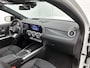 Mercedes-Benz EQA 250+ Business Solution AMG 71 kWh | Premium pakket | Nightpakket | Trekhaak | 360° camera | Stuurwielpaddles gegalvaniseerd | Panoramaschuifdak  | Smartphone integratie | Sierdelen in Star Pattern | Burmester Surround Sound |