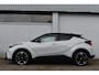 Toyota C-HR / C-HR+ 1.8 Hybrid GR-Sport Limited Automaat 122pk | JBL | Navigatie | Premium Pack | BSM | Stuur- & stoelverwarming |
