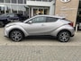 Toyota C-HR / C-HR+ 2.0 Hybrid Executive BLIND-SPOT PARK-SENSOREN STOELVERW JBL-AUDIO AD-CRUISE LM-VELGEN BLUETOOTH CAMERA DAB+