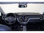 Volvo XC60 T6 Recharge AWD Plus Bright - Panorama/schuifdak - IntelliSafe Assist & Surround - 360º Camera - Harman Kardon audio - Adaptieve LED koplampen - Verwarmde voorstoelen, stuur & achterbank - Parkeersensoren voor & achter - Elektr. bedienb. voorstoelen met geheugen - Head up display - Draadloze tel. lader - Extra getint glas - Inklapbare trekhaak - 20' LMV