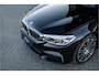 BMW 5-Serie 540i xDrive High Executive - M Sport | Panorama | H&K | Laser | Stoelmassage & Koeling | 360 Camera