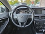 Volvo V40 2.0 T2 Momentum Trekhaak! Airco/Clima! Cruise Control! Navigatie! Nette Auto!
