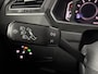Volkswagen Tiguan 1.5 TSI Life Business | Lederen bekleding | Elektrische stoelen | 360 graden camera | Navigatie |