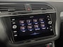 Volkswagen Tiguan 1.5 TSI Life Business | Lederen bekleding | Elektrische stoelen | 360 graden camera | Navigatie |