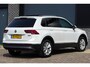 Volkswagen Tiguan 2.0 TSI 4Motion DSG Highline| Allseason| Trekhaak | Rijklaarprijs! | 12 Maanden Garantie | Onderhoudsbeurt | Nieuwe APK | Mobiliteitservice |