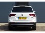 Volkswagen Tiguan 2.0 TSI 4Motion DSG Highline| Allseason| Trekhaak | Rijklaarprijs! | 12 Maanden Garantie | Onderhoudsbeurt | Nieuwe APK | Mobiliteitservice |