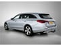 Mercedes-Benz C-klasse Estate 300 e Plug-In Hybride Trekhaak | Ledkoplampen | Rijassistentiepakket Plus | Parkeerpakket met achteruitrijcamera | Distronic. Inclusief 24 maanden MB Certified garantie voor Europa.