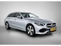 Mercedes-Benz C-klasse Estate 300 e Plug-In Hybride Trekhaak | Ledkoplampen | Rijassistentiepakket Plus | Parkeerpakket met achteruitrijcamera | Distronic. Inclusief 24 maanden MB Certified garantie voor Europa.