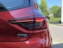Renault Clio V 1.6 E-Tech Hybrid 145 Evolution Dealeronderhouden | All seasonbanden | Parkeersensoren voor + achter | Premium kleur rouge flamme | Armsteun | Easylink navigatiesysteem | Apple Carplay/Android Auto