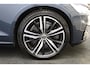 Volvo V60 2.0 T8 Twin Engine AWD 390 PK R-Design PHEV, Panoramadak, LED, 19" LM, Memory