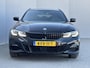 BMW 3-Serie Touring 330e M-SPORT / PHEV / HUD / Adaptieve Cruise / Virtual Cockpit / Elektr. Klep / Stoel Verwarming / Lederen Bekleding /  Apple Carplay & Android Auto / Dodehoek Detectie /