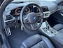 BMW 3-Serie Touring 330e M-SPORT / PHEV / HUD / Adaptieve Cruise / Virtual Cockpit / Elektr. Klep / Stoel Verwarming / Lederen Bekleding /  Apple Carplay & Android Auto / Dodehoek Detectie /