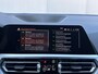 BMW 3-Serie Touring 330e M-SPORT / PHEV / HUD / Adaptieve Cruise / Virtual Cockpit / Elektr. Klep / Stoel Verwarming / Lederen Bekleding /  Apple Carplay & Android Auto / Dodehoek Detectie /