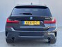 BMW 3-Serie Touring 330e M-SPORT / PHEV / HUD / Adaptieve Cruise / Virtual Cockpit / Elektr. Klep / Stoel Verwarming / Lederen Bekleding /  Apple Carplay & Android Auto / Dodehoek Detectie /
