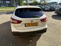 Nissan Qashqai 1.2 N-Connecta Automaat / Airco clima/ Navigatie/ Cruise/ Camera/ PDC/ Trekhaak/ LED/ LMV/ Pano-dak