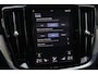 Volvo V60 2.0 T8 AWD Inscription / PANO / HK / MEMORY / ACC / KEYLESS / CAMERA
