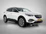 Opel Grandland X 1.6 Hybrid Ultimate 300PK Automaat | Elektrische Stoel | Elektrische Klep | Lederen Bekleding | Adaptieve Cruise Control | Navigatie | Climate Control | Stoelverwarming/Verkoeling | Dodehoekdetectie | 19"LMV | Camera Voor + Achter | Apple Carplay/Android Auto | Trekhaak |